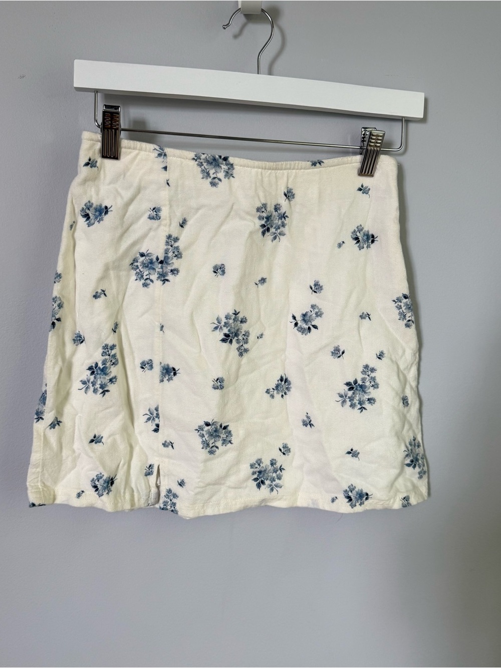American Eagle Outfitters Cream Mini Skirt with Blue Floral Print